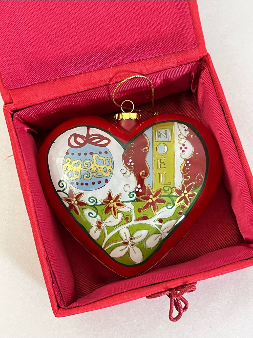 Pier 1 Li Bien Heart-Shaped Joy-Noel Christmas Ornament With Box - 2008 - Picture 11 of 12
